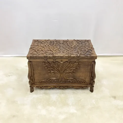 Maraş El Oyma Ceviz Ahşap Çeyiz Sandığı – 83x48x57 Cm Özel Motifli Sandık | Hayat Ağacı Model