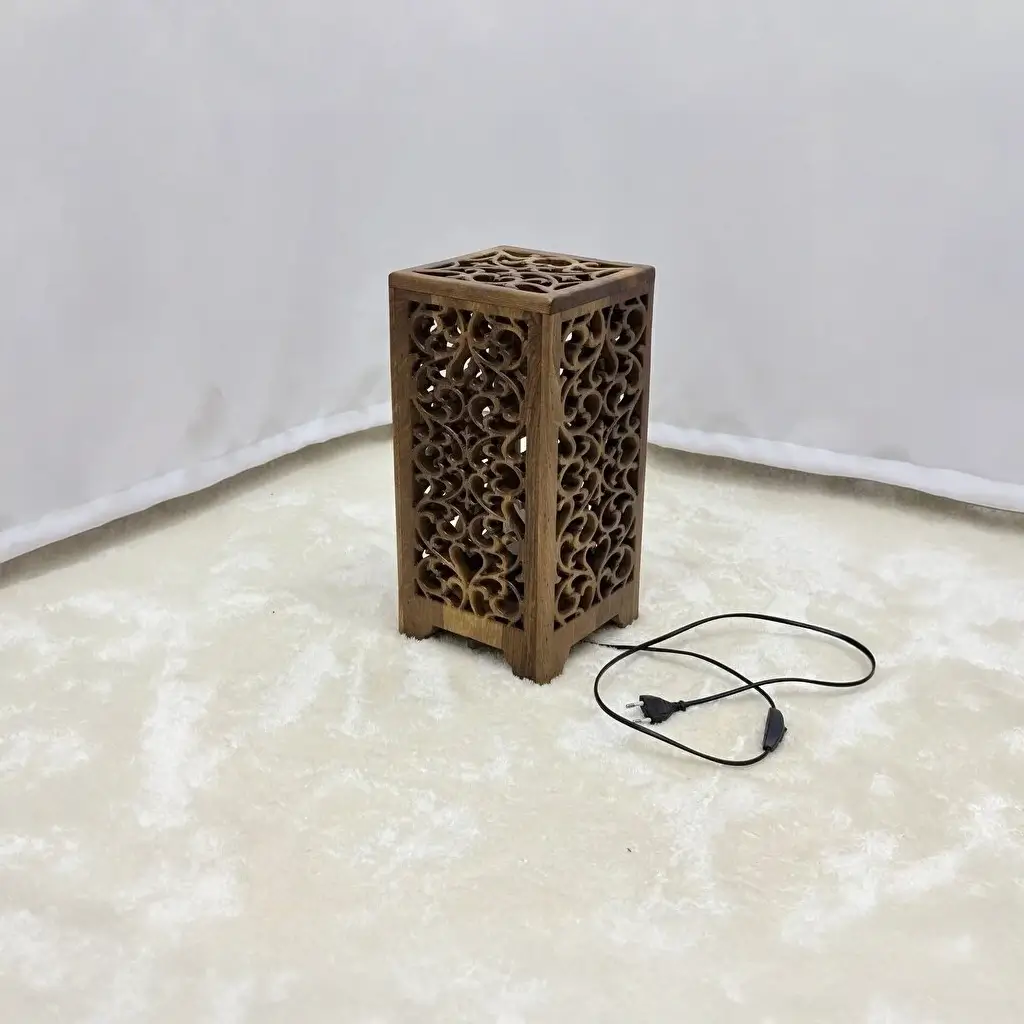 Ceviz Ağacından El Oyma Dekoratif Abajur - Ahşap Abajur 20x20x40 cm - Görsel 3