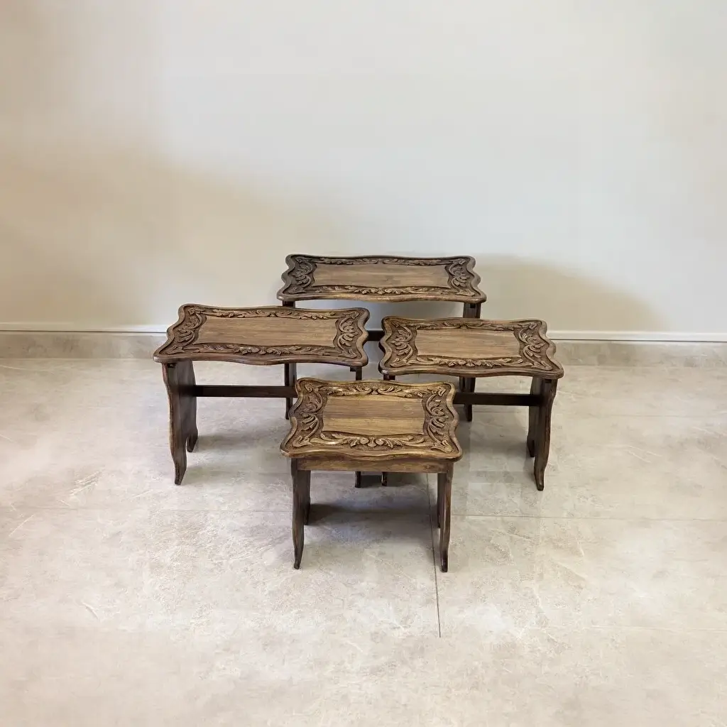 Maraş El Oyma 4’lü Servis Sehpası – 65x40x50 cm Ceviz Ahşap Zigon Sehpa Takımı - Görsel 5