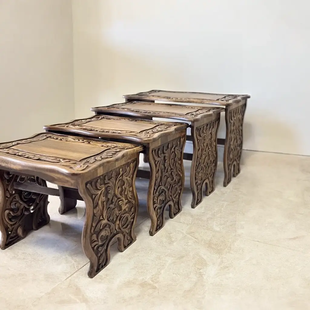 Maraş El Oyma 4’lü Servis Sehpası – 65x40x50 cm Ceviz Ahşap Zigon Sehpa Takımı - Görsel 7